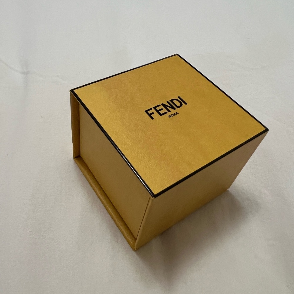 Fendi jewelry empty box. Magnetic box. No damage.